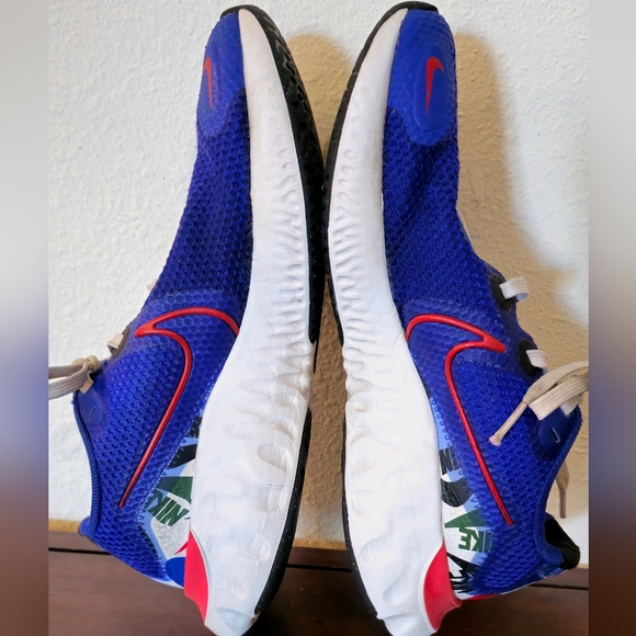 Kids Nike Renew size 5 Y Blue Sneakers - Picture 9 of 12